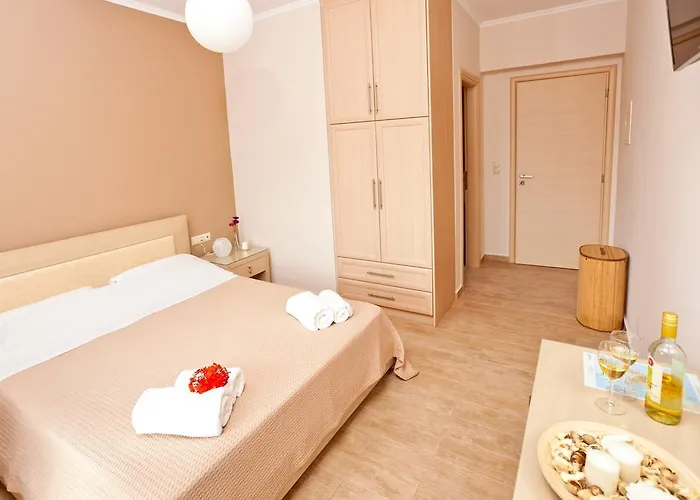 Calm View Apartahotel 3*