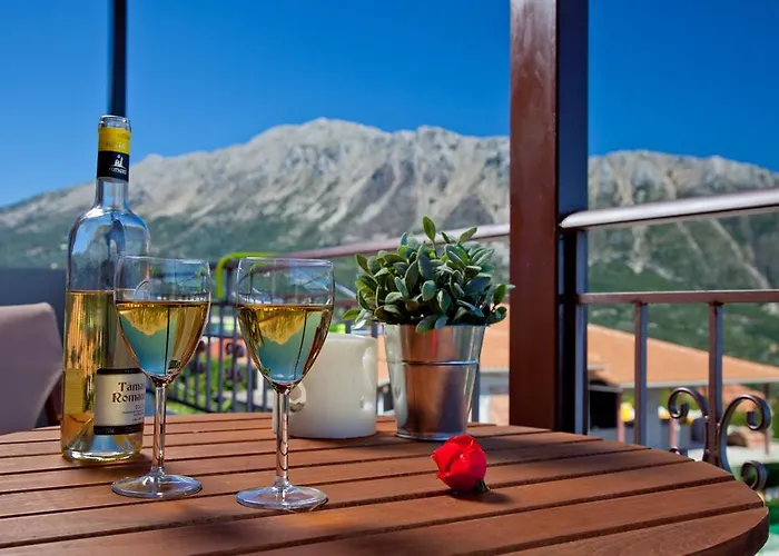 Calm View Apartahotel