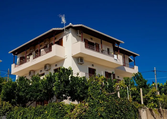 Aparthotel Calm View 3*